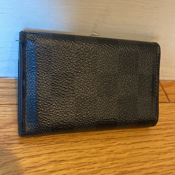Mens Louis Vuitton key case wallet - Picture 3 of 10
